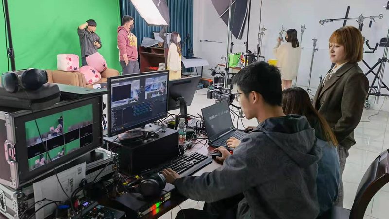 上海纪录片拍摄手法解析：揭秘制作背后的艺术与技巧